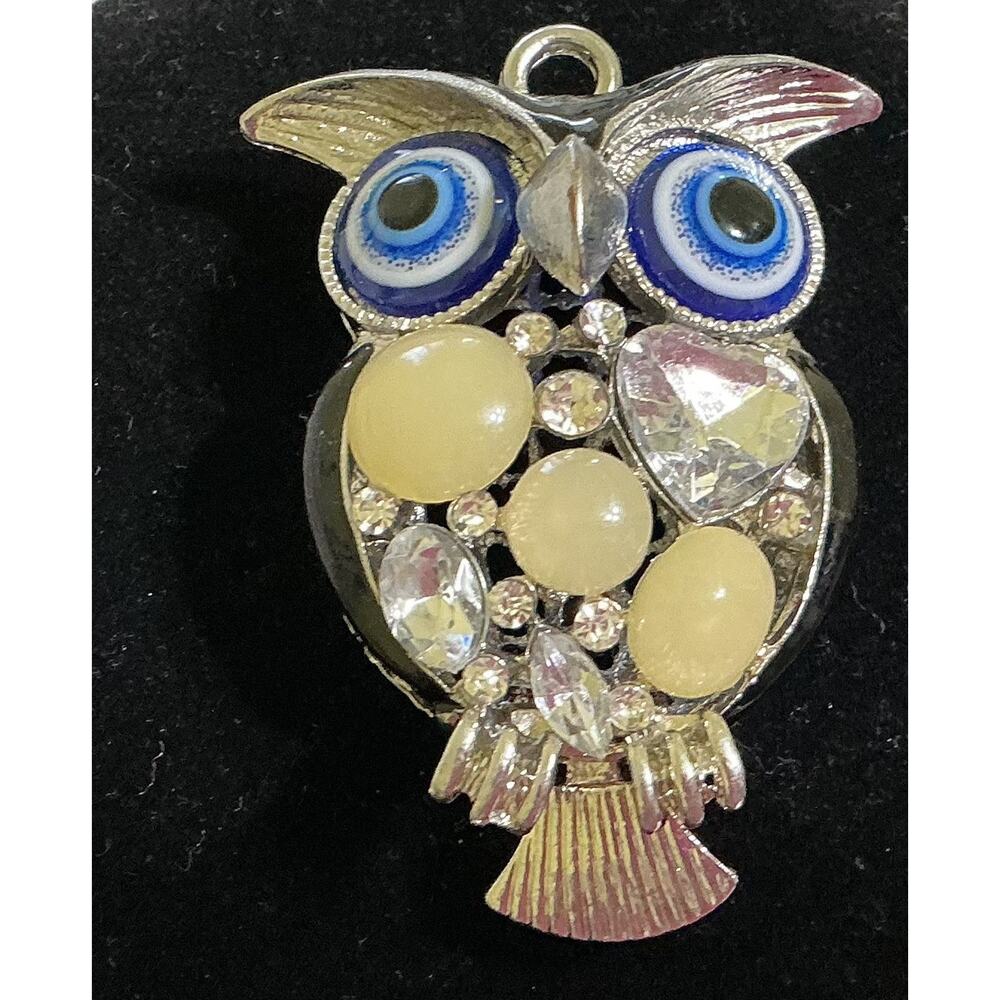 Owl Silver Tone 3D Pendant With Rhinestones Detailed